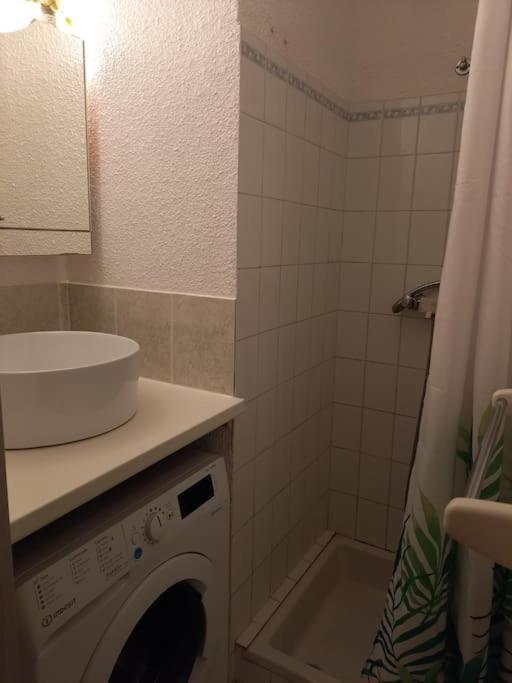 Location Dans Residence Calme, Proche Mer Cavalaire-sur-Mer Zewnętrze zdjęcie